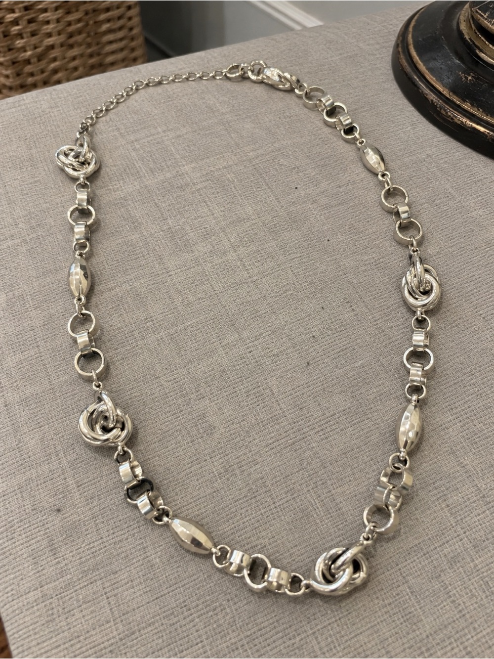 Silver Tone Statement Necklace Knot Link Design Adjustable Chain Fashion Jewelry